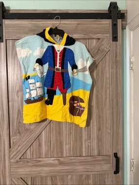 Source Unknown Kids Pirate Hooded towel - Blue, Red, Yellow, Black